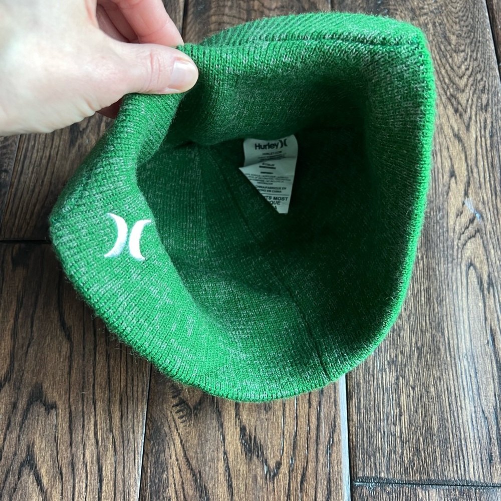Men’s Hurley winter hat - Picture 2 of 5